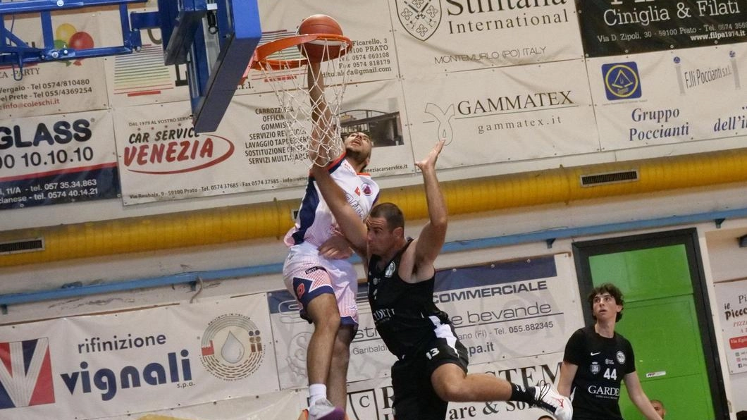 Azione spettacolare a canestro dei Dragons domenica pomeriggio nella gara contro San Vincenzo Azione spettacolare a canestro dei Dragons domenica pomeriggio nella gara contro San Vincenzo
