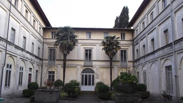 Il conservatorio di Santa Elisabetta a Barga dove sarà attuato un progetto di recupero degli impianti sportivi Il conservatorio di Santa Elisabetta a Barga dove sarà attuato un progetto di recupero degli impianti sportivi