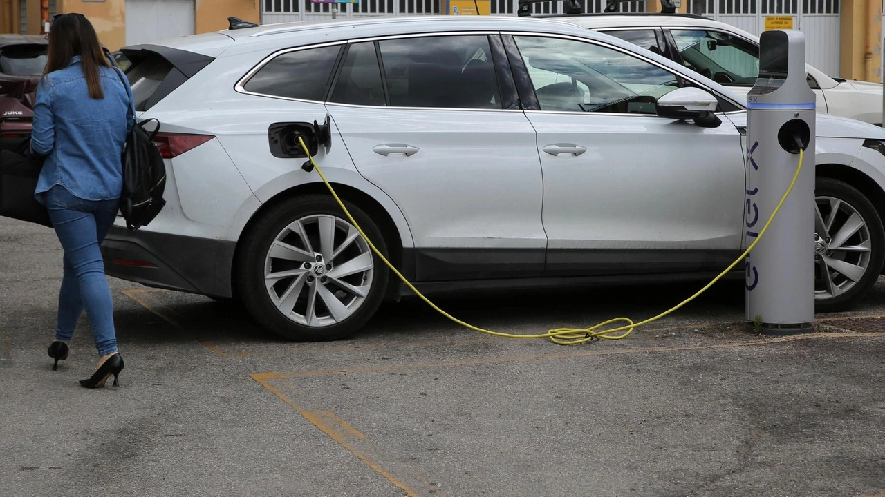 Le colonnine di ricarica delle auto elettriche a Perugia Le colonnine di ricarica delle auto elettriche a Perugia