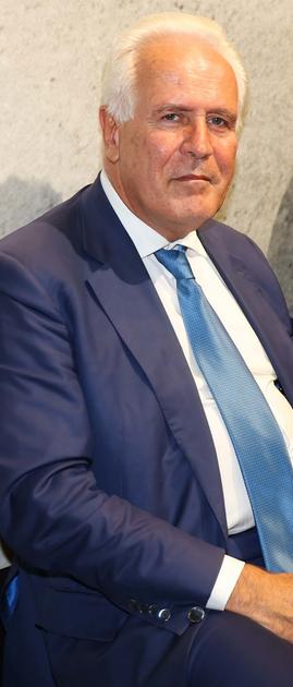 E anche Tomasi omaggia Berlinguer E anche Tomasi omaggia Berlinguer
