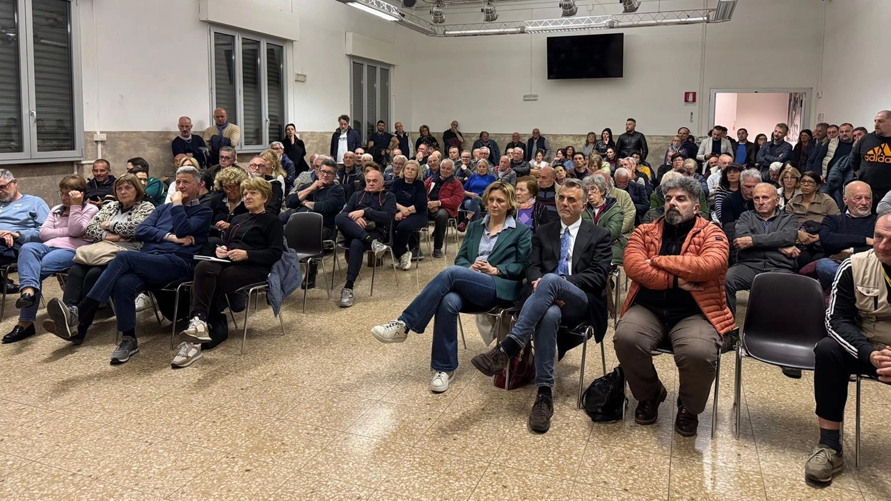 Non c’è una data per la riapertura e la popolazione è esasperata. Il presidente Marmo: "Un grave ritardo che ha causato grossi disagi". Non c’è una data per la riapertura e la popolazione è esasperata. Il presidente Marmo: "Un grave ritardo che ha causato grossi disagi".