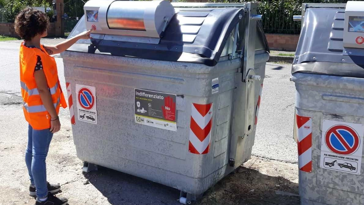 Via alla campagna di sensibilizzazione ’Rifiuta le cattive abitudini’. Manifesti per ricordare la gestione di sacchi e cassonetti e tutela dell’ambiente. Via alla campagna di sensibilizzazione ’Rifiuta le cattive abitudini’. Manifesti per ricordare la gestione di sacchi e cassonetti e tutela dell’ambiente.