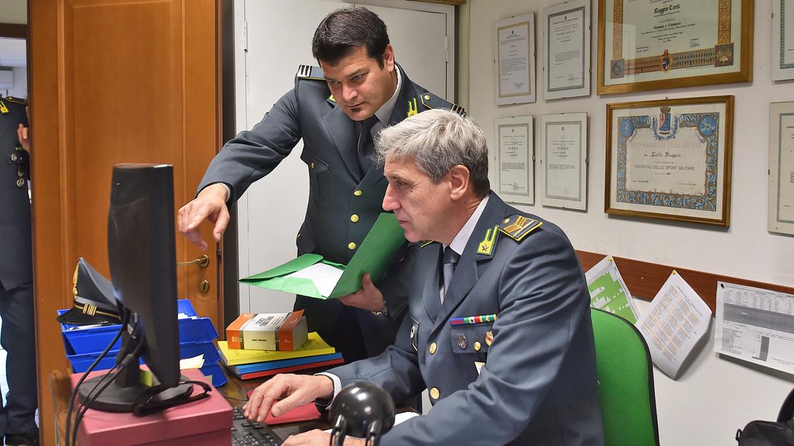 oltre 1 milione di euro di redditi non dichiarati colf e badanti nei guai