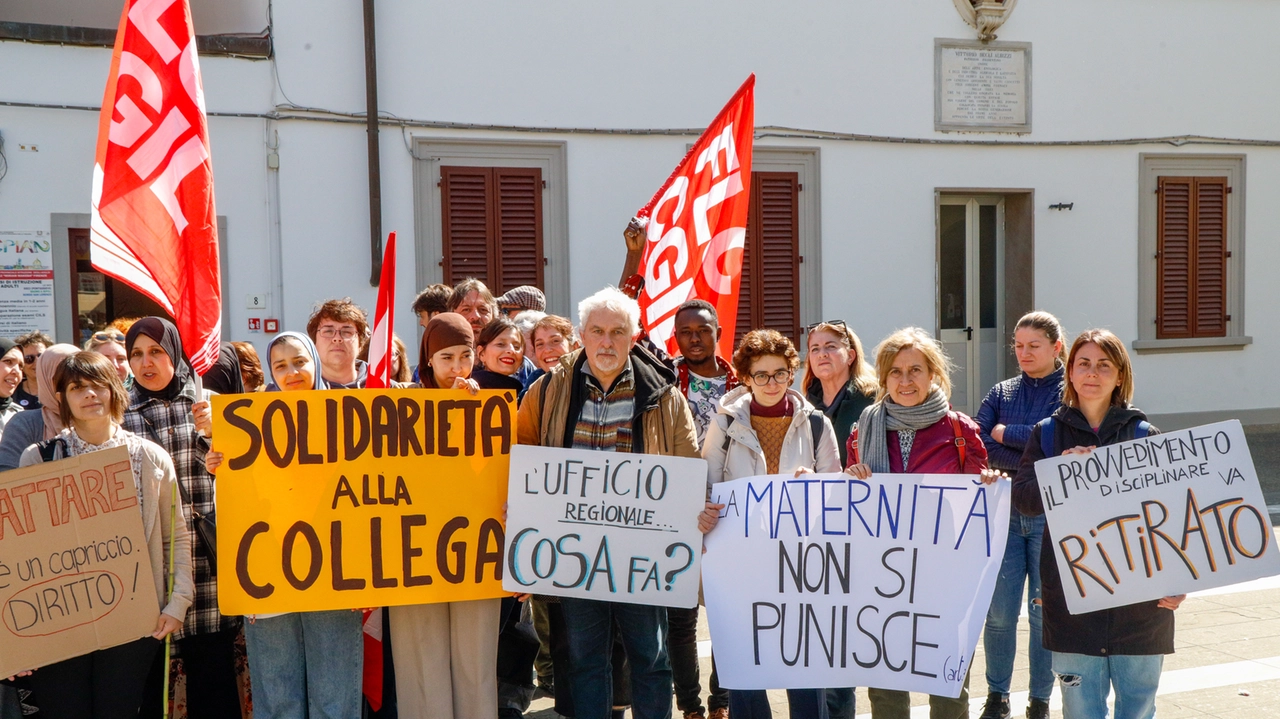 Il presidio a Le Sieci, alla sede principale del Centro provinciale per l’istruzione degli adulti Miriam Makeba (Germogli)