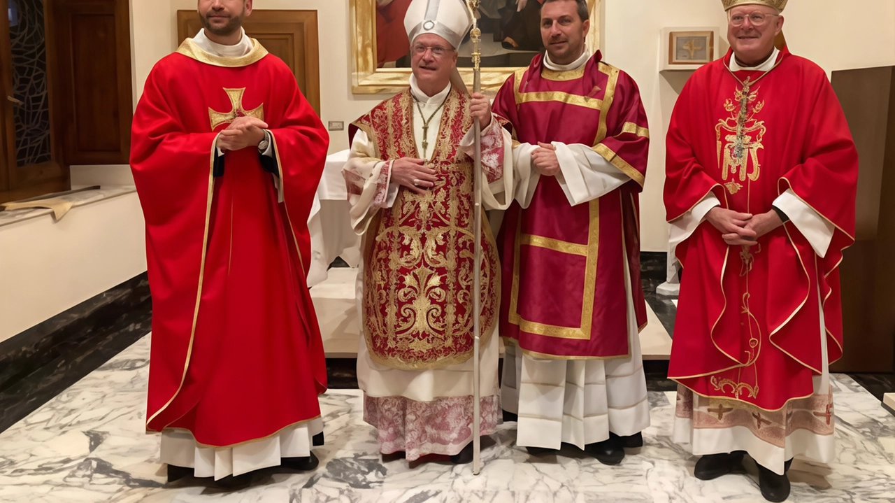 Matteo Nincheri e Francesco Matteoni, seminaristi che hanno ricevuto l’ordinazione insieme al vescovo Tardelli e al vescovo emerito Filipponi