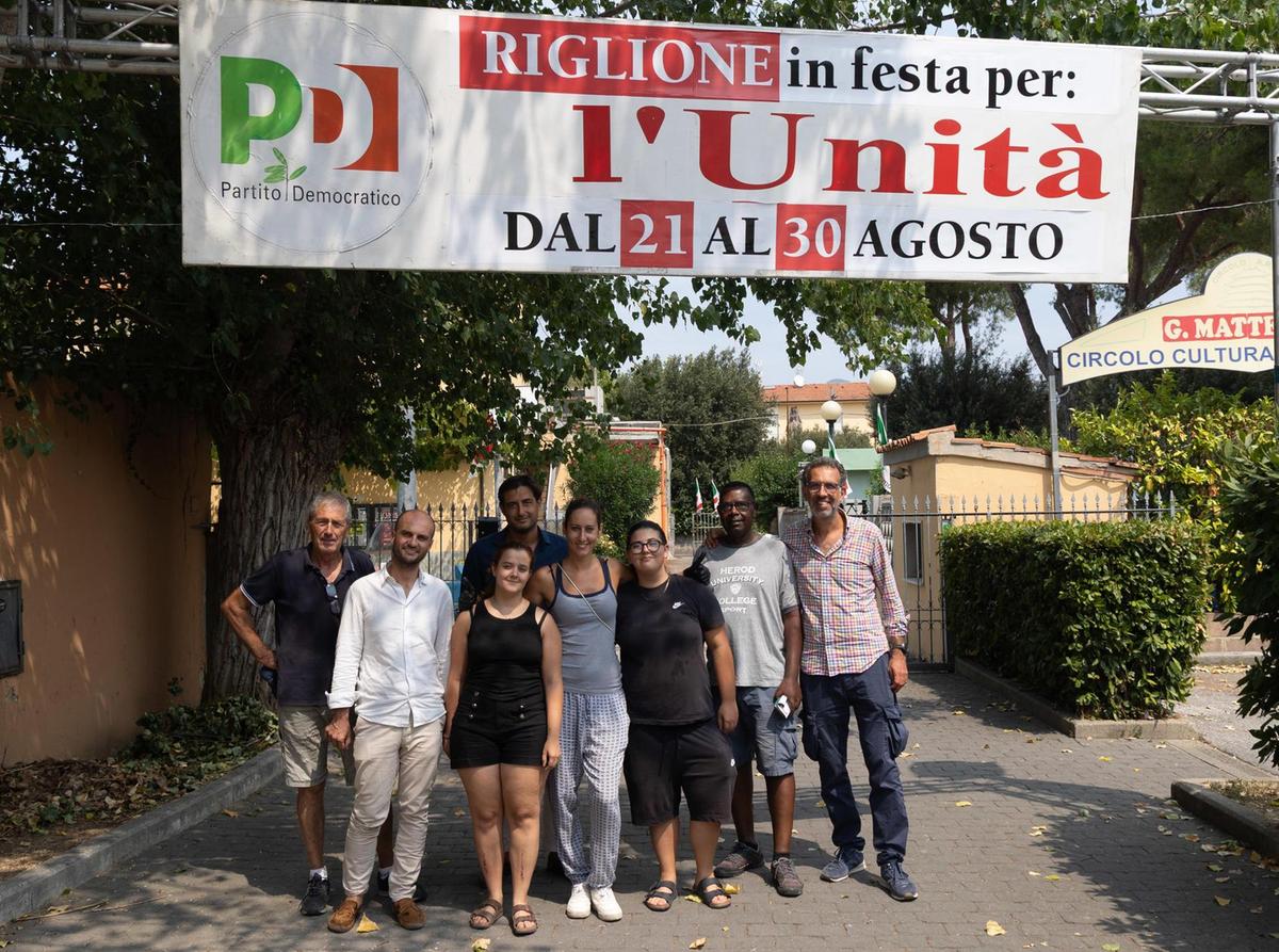 https://www.lanazione.it/image-service/view/acePublic/alias/contentid/YzRhODE2OTUtNDRjOS00/0/festa-dellunita-prove-di-disgelo-sono-momenti-per-confrontarci.jpeg?f=1.91:1&w=1200