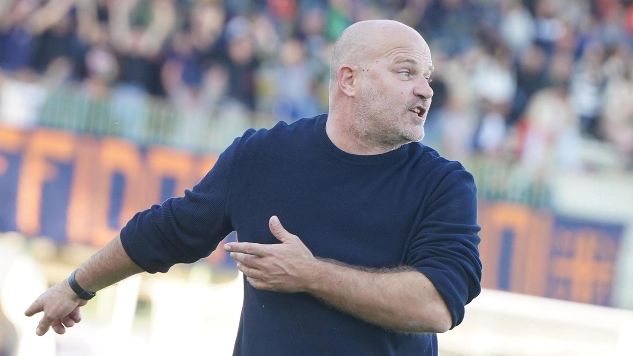 Pistoiese-San Marino: Sfida Cruciale in Serie D per la Corsa ai Playout