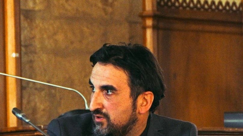 Il Movimento 5 stelle ha la sua lista per le elezioni regionali. La lista è guidata da Luca Simonetti, 49 anni, di Terni Il Movimento 5 stelle ha la sua lista per le elezioni regionali. La lista è guidata da Luca Simonetti, 49 anni, di Terni