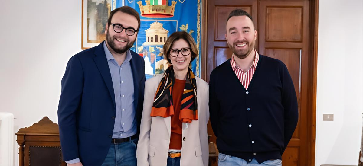 https://www.lanazione.it/image-service/view/acePublic/alias/contentid/YzRjODhiODQtZDk5MC00/0/la-lettura-come-viaggio-prendete-il-largo-con-uno-dei-libri-in-gara.jpeg?f=1.91:1&w=1200