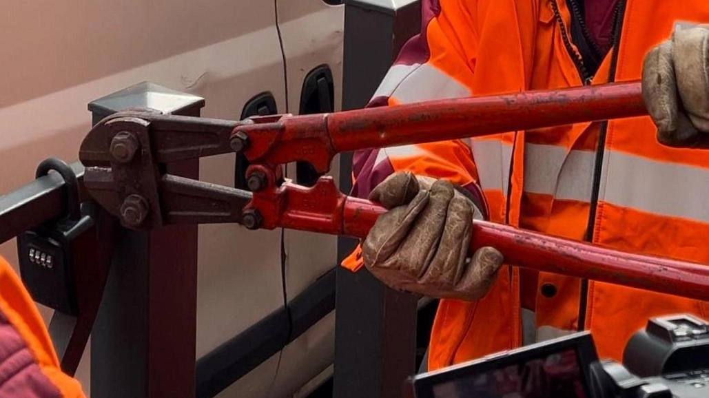 Keybox ancora presenti in città: continuano i controlli e le rimozioni Keybox ancora presenti in città: continuano i controlli e le rimozioni