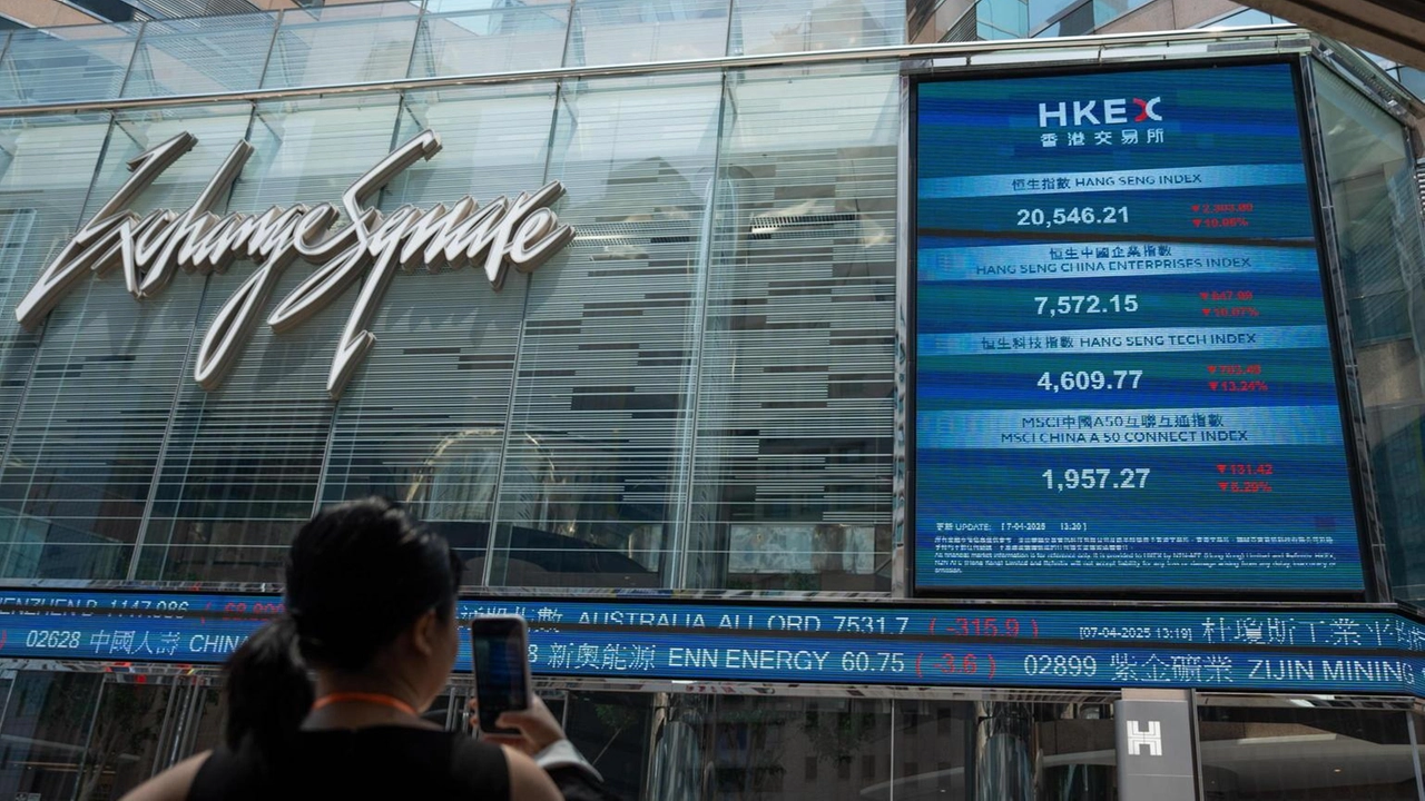 Shanghai sale dello 0,12% Shanghai sale dello 0,12%