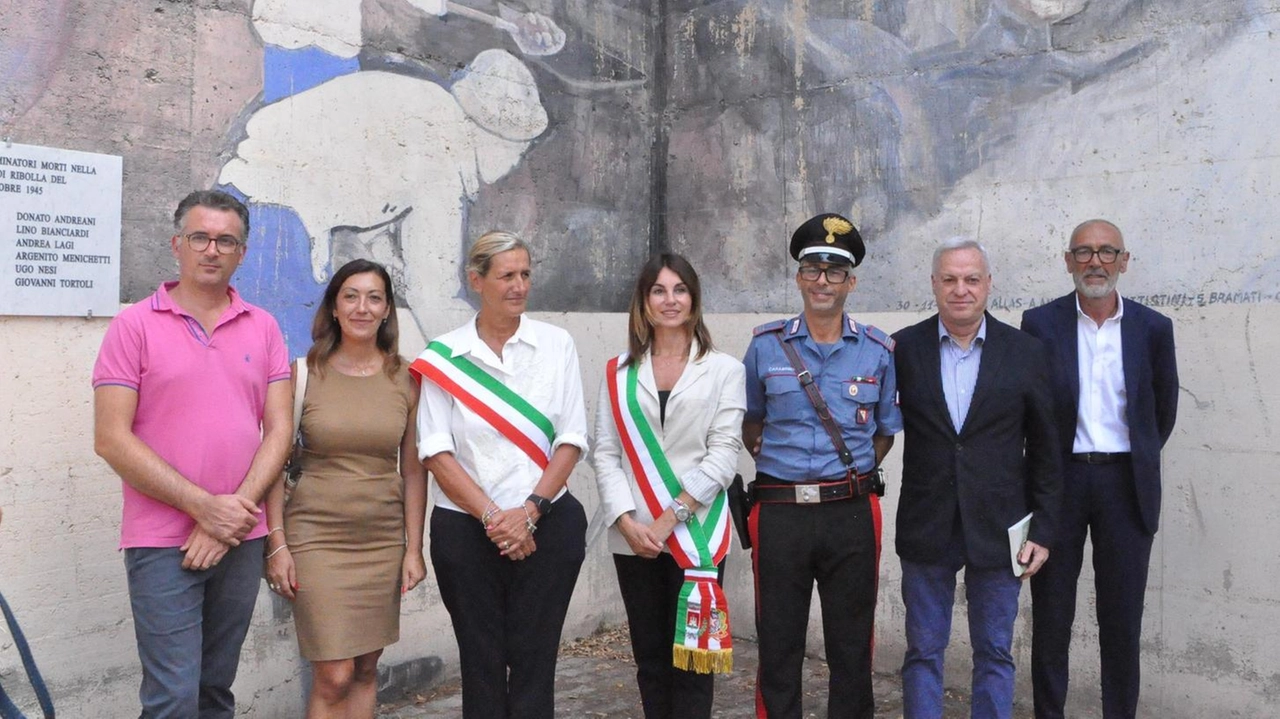 Scoperta la lapide per la tragedia della miniera