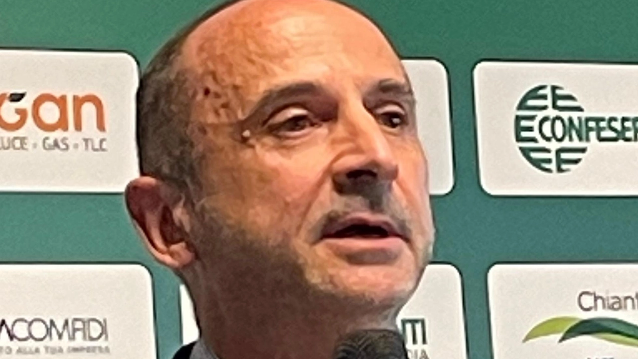 Già vice-direttore, ha coadiuvato l’uscente Riccardo Bruzzani "Marketing associativo e tecnologia per interagire con i soci". Già vice-direttore, ha coadiuvato l’uscente Riccardo Bruzzani "Marketing associativo e tecnologia per interagire con i soci".