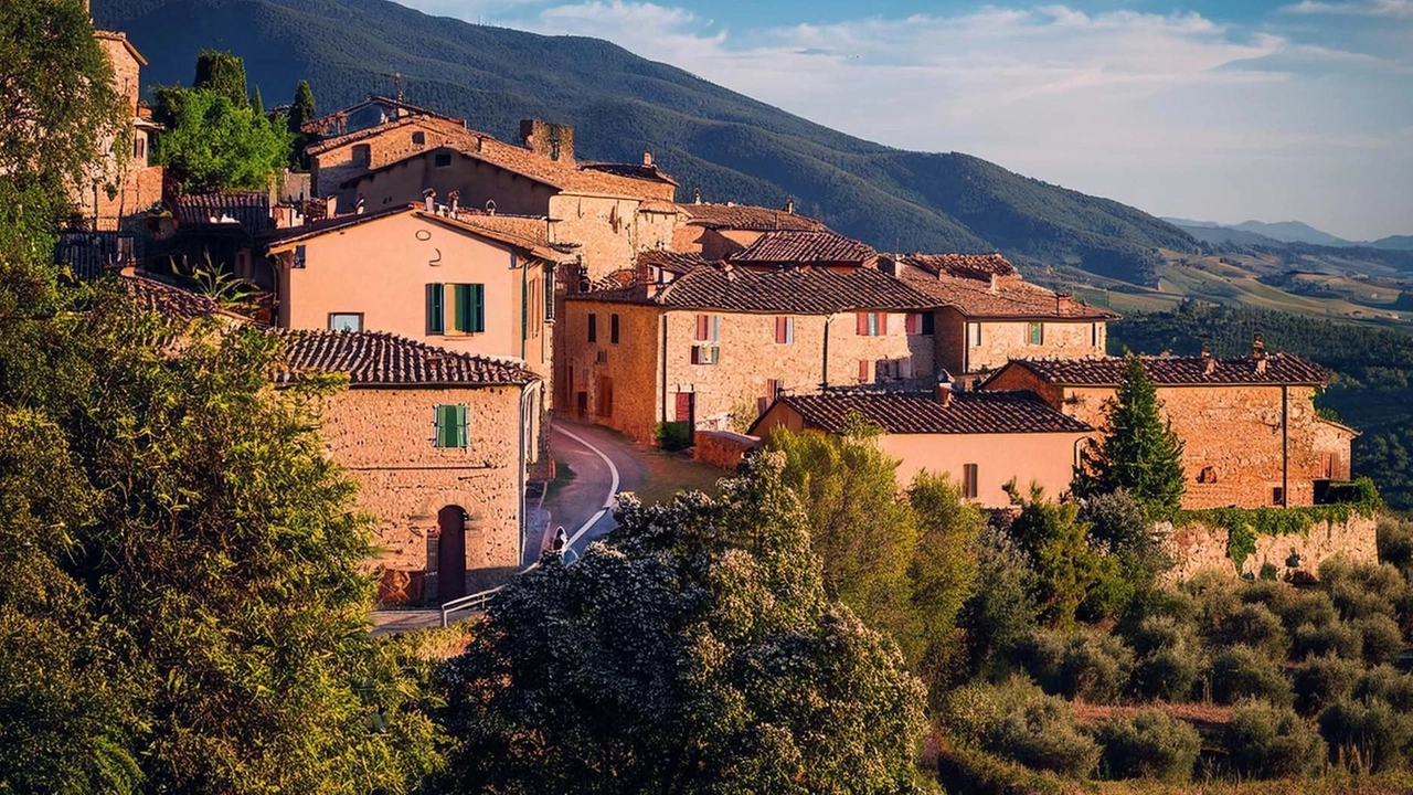 Una veduta della Valle del Serchio (foto Borghesi) Una veduta della Valle del Serchio (foto Borghesi)