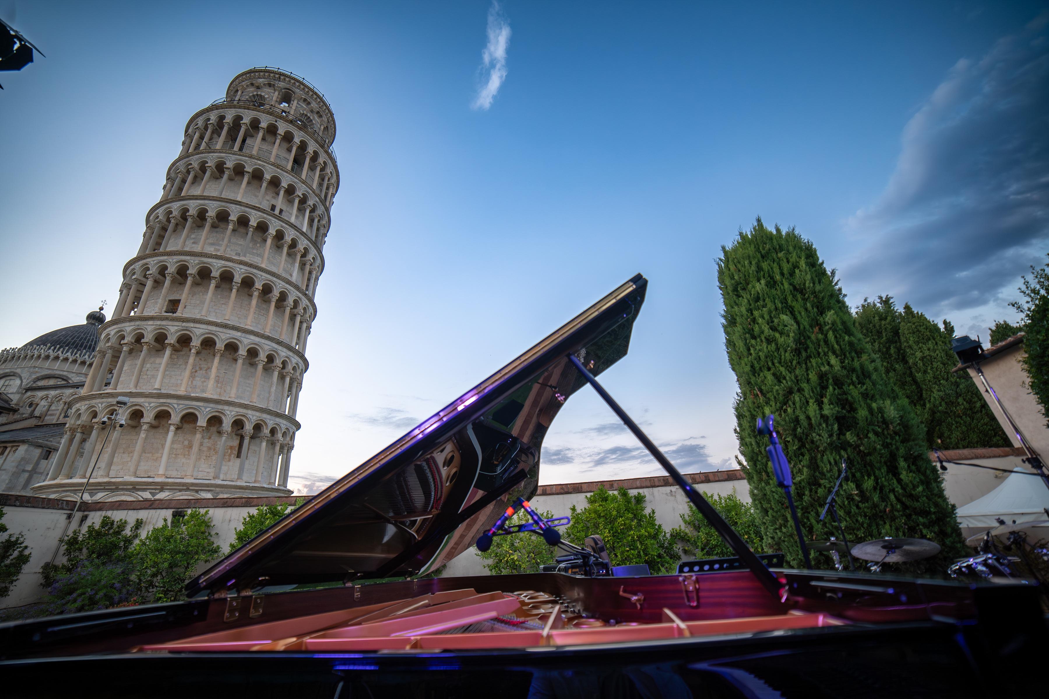 Musica sotto la Torre, cambio di programma Marcotulli al posto di Caine