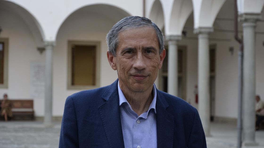 https://www.lanazione.it/image-service/view/acePublic/alias/contentid/YzU3ZGQxNDEtNDBkNC00/0/il-rettore-dell-universita-di-pisa-riccardo-zucchi.jpeg?f=16:9&w=1200&h=630