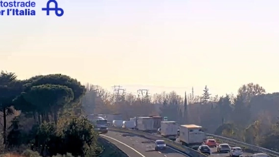 La coda che si è formata tra Pistoia e Prato La coda che si è formata tra Pistoia e Prato