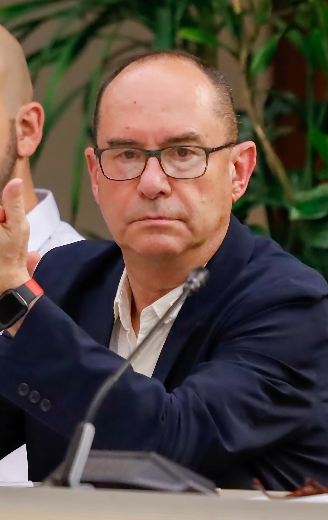 https://www.lanazione.it/image-service/view/acePublic/alias/contentid/YzUwMmQ1NjctMmJkNy00/0/tronchi-e-rami-pericolanti-in-collina-situazione-sotto-controllo.jpeg?f=1.91:1&w=1200