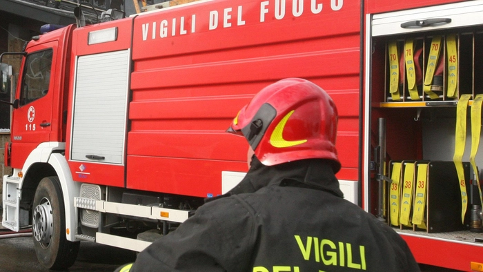 Numerosi interventi dei vigili del fuoco