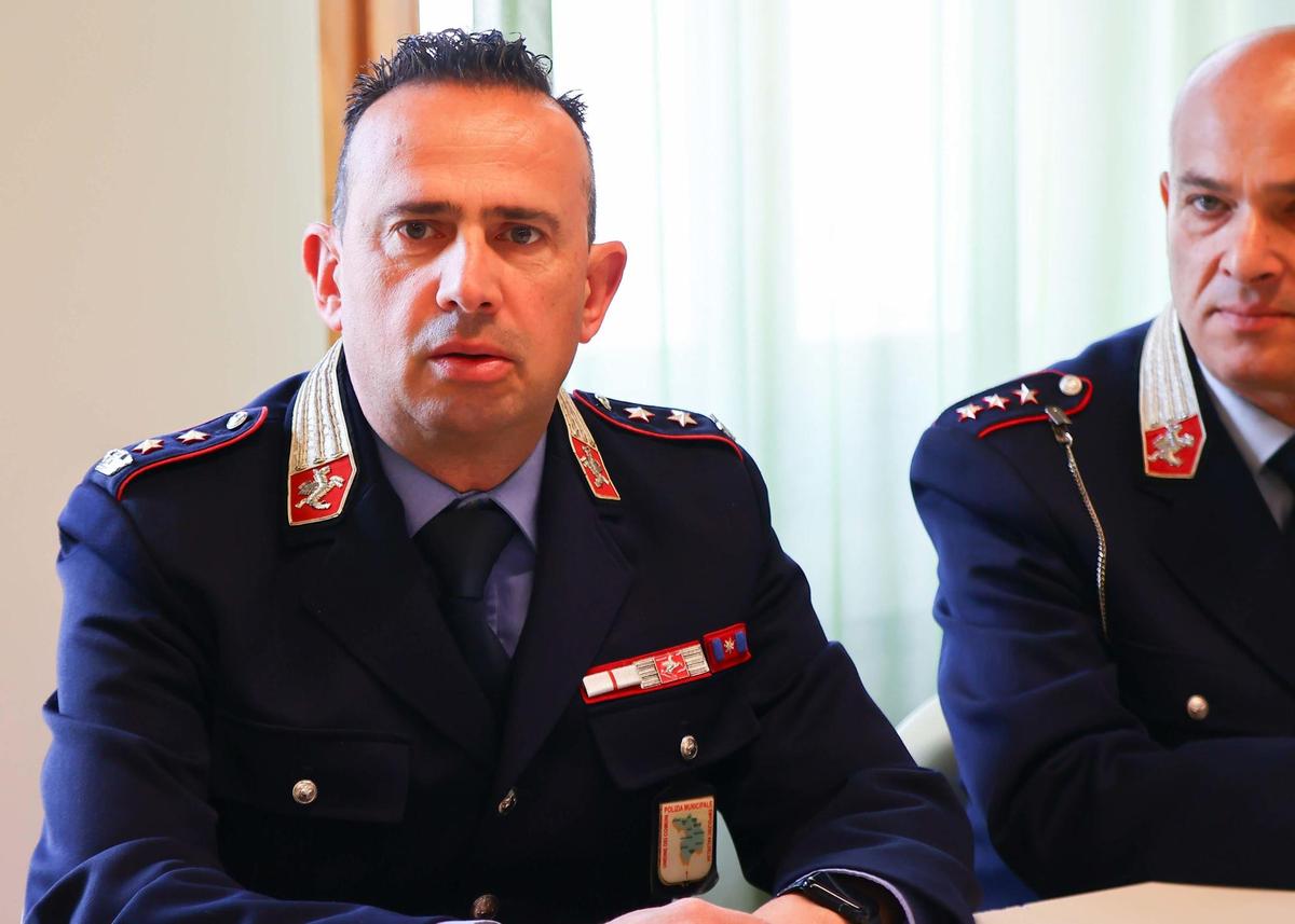 https://www.lanazione.it/image-service/view/acePublic/alias/contentid/YzUyNTcwMDYtNjYzZi00/0/si-allontana-dopo-incidente-seguendo-le-sue-tracce-trovati-due-scooter-rubati.jpeg?f=1.91:1&w=1200