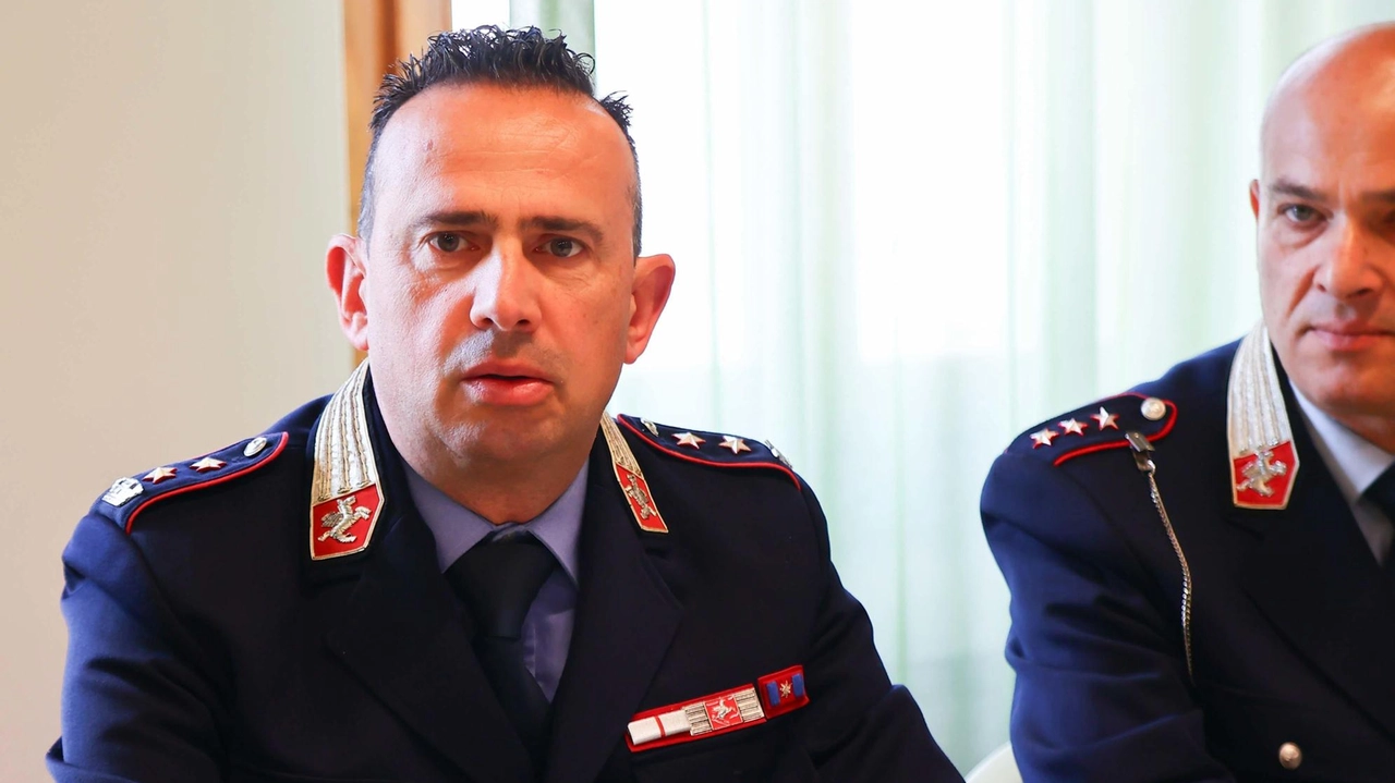 Da sinistra il comandante generale Massimo Luschi e quello territoriale Mauro Daini Da sinistra il comandante generale Massimo Luschi e quello territoriale Mauro Daini