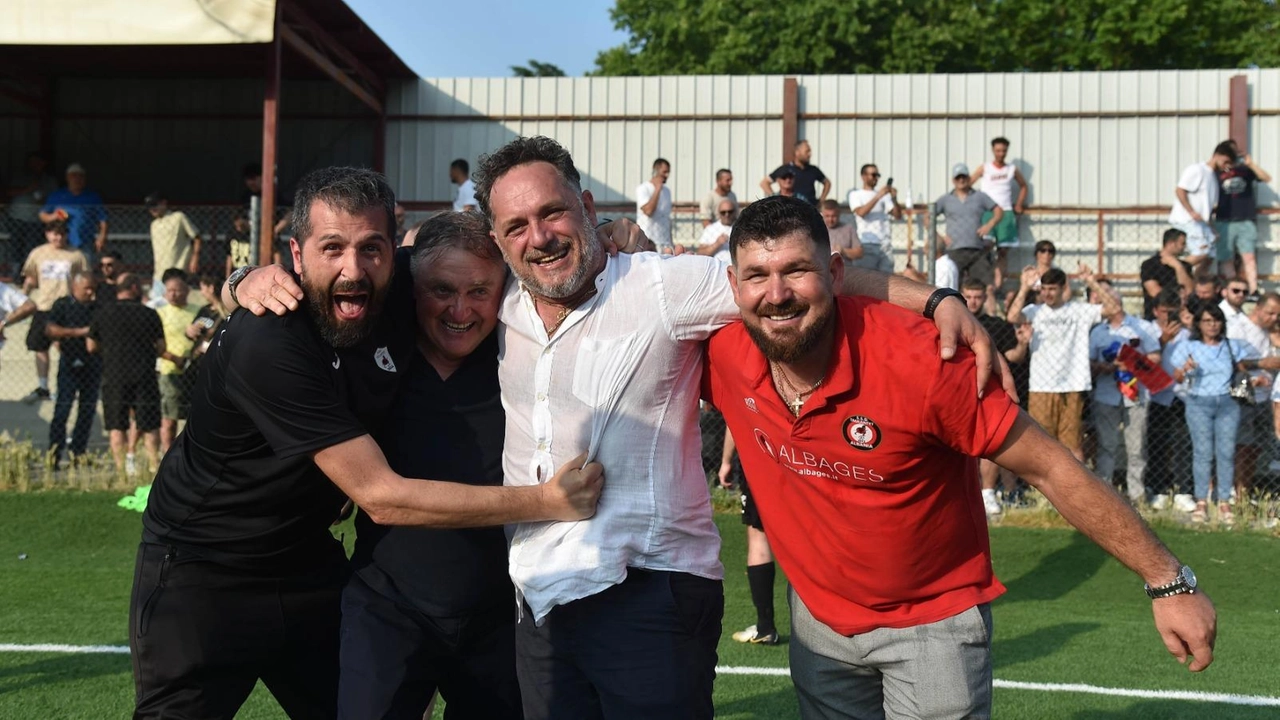 La squadra della Taulantet e lo staff La squadra della Taulantet e lo staff