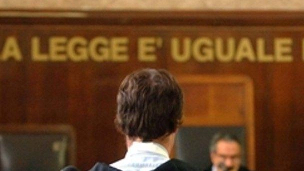 Era in un parcheggio ad Albinia e litigava con la sua ex compagna. Alla quale non poteva avvicinarsi. Lo hanno... Era in un parcheggio ad Albinia e litigava con la sua ex compagna. Alla quale non poteva avvicinarsi. Lo hanno...