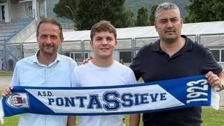 Super corteggiato il centrocampista Bertelli dell’Affrico. Il tecnico fiorentino Corrado Ingenito sulla panchina del GhiviBorgo