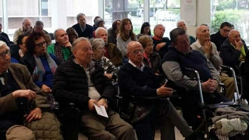 L'Università dell’Età Libera ‘Viviana Cardinali’ di Poggibonsi, con il patrocinio comunale, avvia il nuovo anno accademico 2024-2025. Corsi di crescita personale e culturale offerti, con presentazioni già svolte presso La Ginestra. Contatti e dettagli su www.centroinsiemepoggibonsi.it. L'Università dell’Età Libera ‘Viviana Cardinali’ di Poggibonsi, con il patrocinio comunale, avvia il nuovo anno accademico 2024-2025. Corsi di crescita personale e culturale offerti, con presentazioni già svolte presso La Ginestra. Contatti e dettagli su www.centroinsiemepoggibonsi.it.