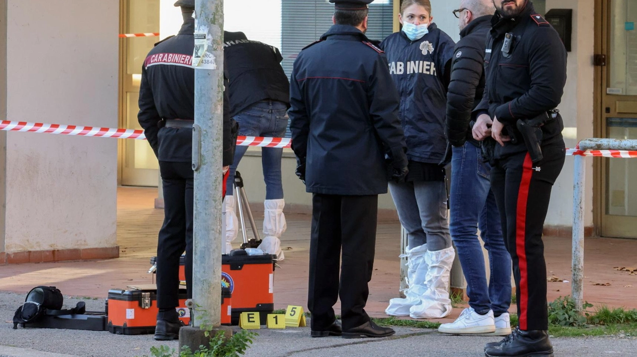 Le indagini sono state coordinate dal pm Antonio Natale Le indagini sono state coordinate dal pm Antonio Natale
