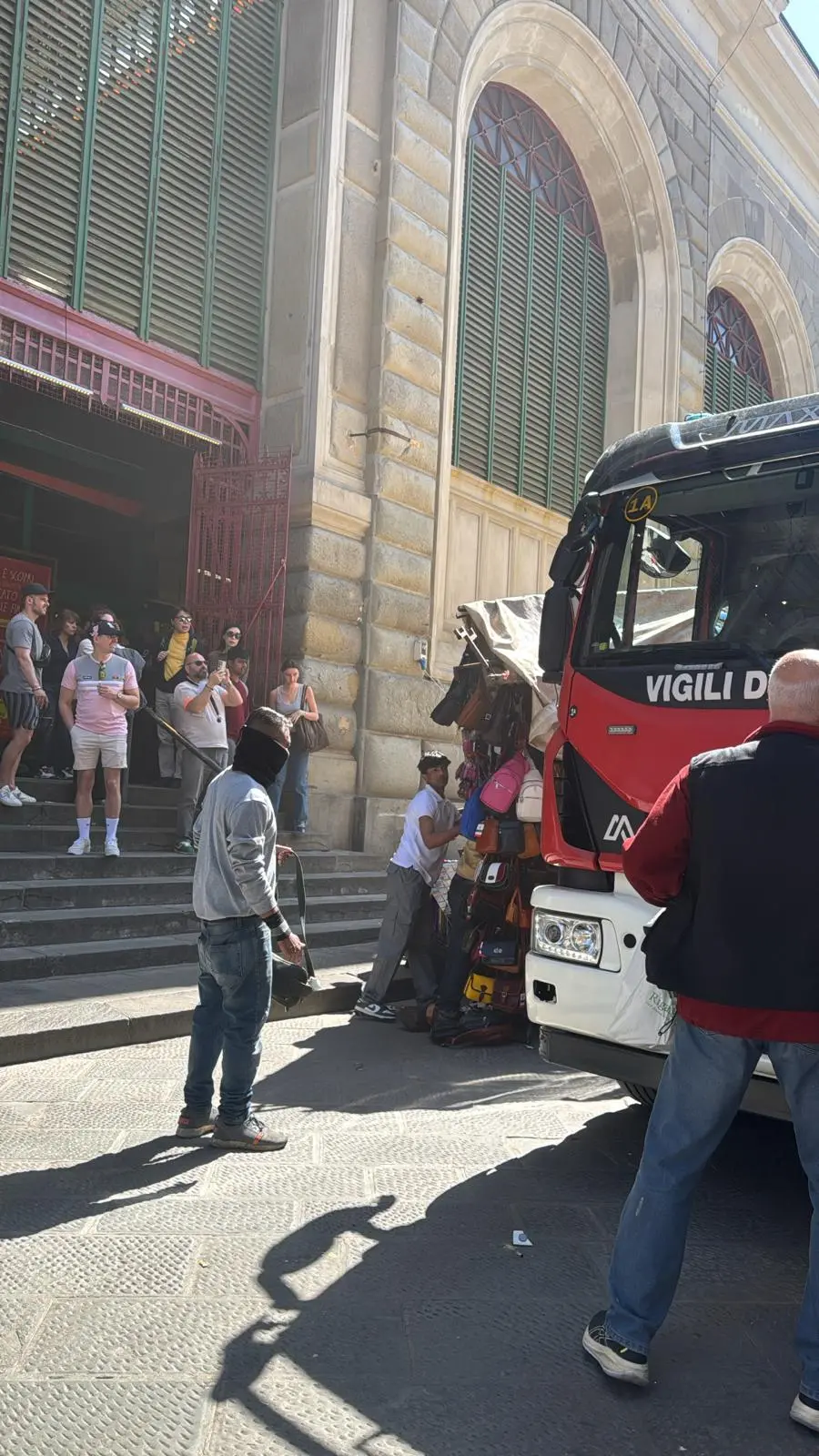 Incendio al Mercato centrale, di nuovo agibile il primo piano della struttura