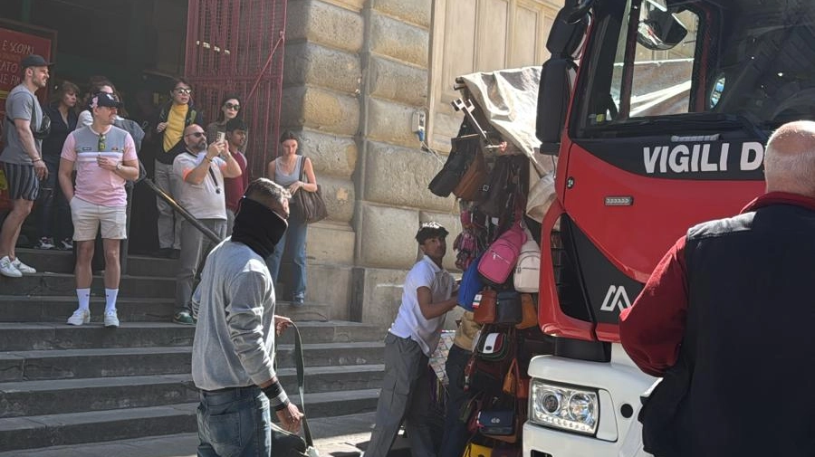 Incendio al Mercato centrale, di nuovo agibile il primo piano della struttura