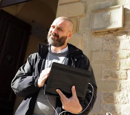 “Manutenzione delle case popolari? I residenti ancora tra infiltrazioni, muffa e umidità”