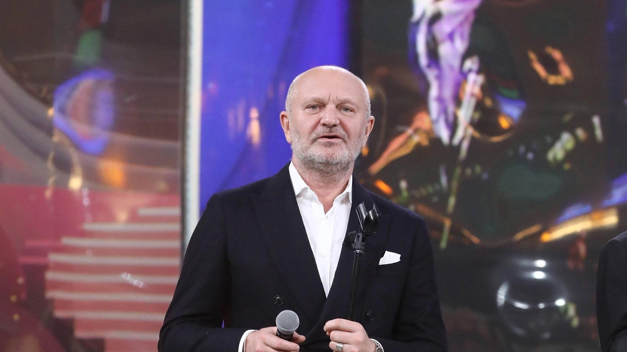 Andrea Pucci noto anche come Pucci ha esordito in tv a. “La sai l’ultima?“ Andrea Pucci noto anche come Pucci ha esordito in tv a. “La sai l’ultima?“