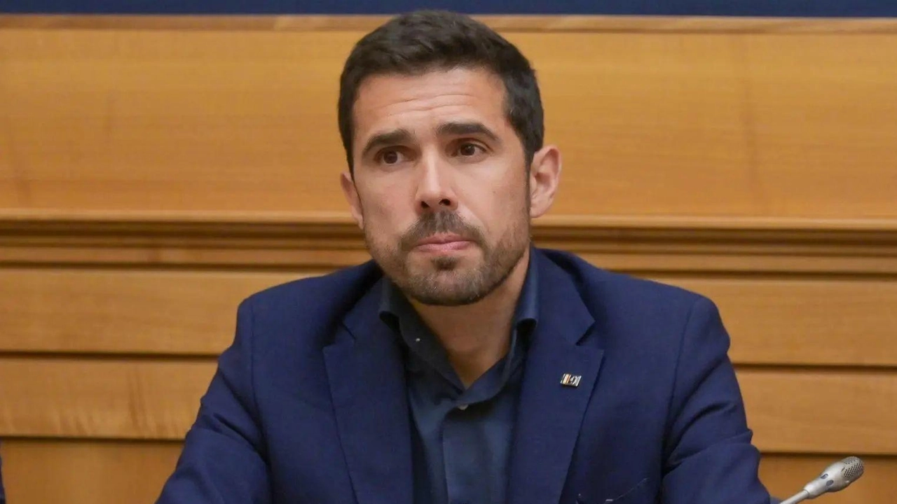 L’onorevole Francesco Michelotti si interfaccerà con il Ministero. sull’urgente questione della strada di collegamento tra la Valdelsa ed il mare, ovvero la 68 L’onorevole Francesco Michelotti si interfaccerà con il Ministero. sull’urgente questione della strada di collegamento tra la Valdelsa ed il mare, ovvero la 68
