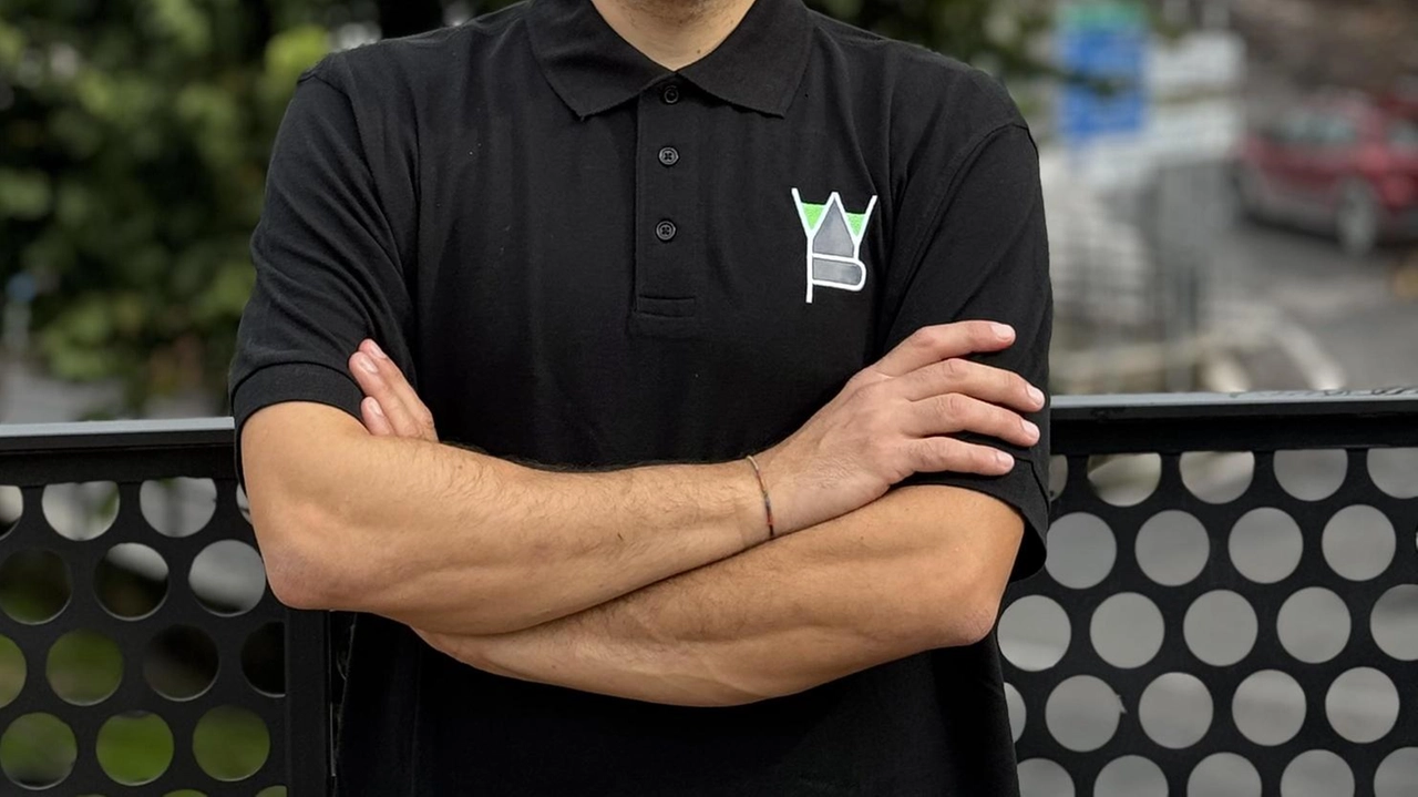 Walter Papini, storico gestore e anima. del locale, riapre il ’Garden’s Bar’ ai giardini per farlo tornare ad essere luogo di divertimento e anche di incontro Walter Papini, storico gestore e anima. del locale, riapre il ’Garden’s Bar’ ai giardini per farlo tornare ad essere luogo di divertimento e anche di incontro