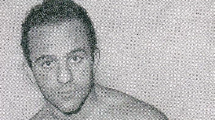 Ha primeggiato nel pugilato superando una invalidità che lo accompagnava dalla nascita. Mario D’Agata (nella foto) presto avrà a Firenze...