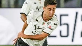 Terminata la sessione del lunghissimo mercato estivo, mister D’Angelo potrà contare su 27 giocatori suddivisi nelle liste A Over 23... Terminata la sessione del lunghissimo mercato estivo, mister D’Angelo potrà contare su 27 giocatori suddivisi nelle liste A Over 23...