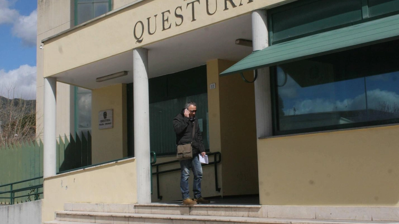 La questura di Terni sta seguendo le indagini La questura di Terni sta seguendo le indagini