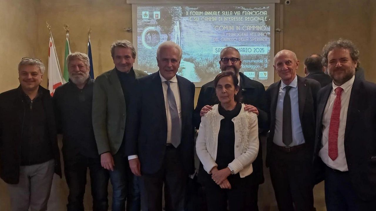 Grandi protagonisti. al forum che si è tenuto ieri sul tema della via Francigena Grandi protagonisti. al forum che si è tenuto ieri sul tema della via Francigena