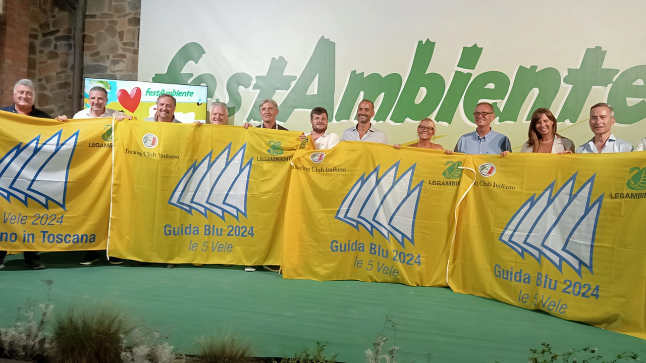 Legambiente e Touring Club Italiano anche quest’anno hanno premiato con le 5 vele i comuni turistici marini più virtuose d’Italia tra le quali Massa Marittima per il lago dell’Accesa Legambiente e Touring Club Italiano anche quest’anno hanno premiato con le 5 vele i comuni turistici marini più virtuose d’Italia tra le quali Massa Marittima per il lago dell’Accesa