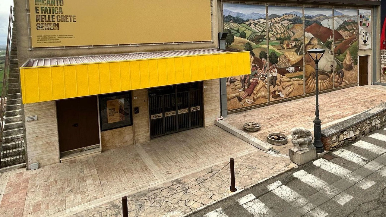Serre di Rapolano si prepara ad accogliere la mostra ‘Incanto e fatica nelle Crete senesi’, in programma al Museo dell’Antica... Serre di Rapolano si prepara ad accogliere la mostra ‘Incanto e fatica nelle Crete senesi’, in programma al Museo dell’Antica...