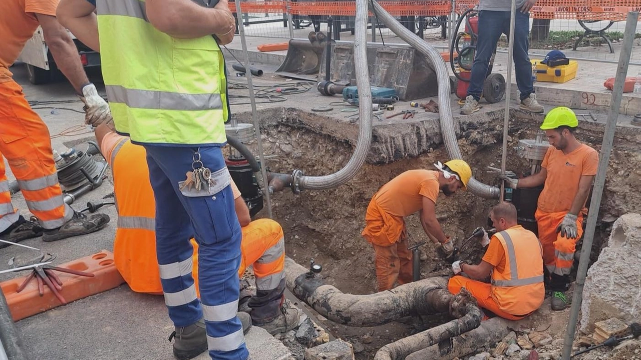 L’amministrazione ha svolto una riunione per spiegare ai residenti i lavori L’amministrazione ha svolto una riunione per spiegare ai residenti i lavori