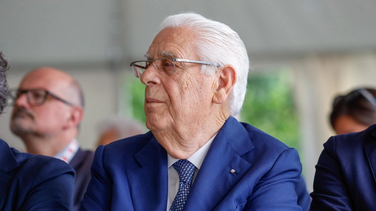 Maurizio Bigazzi, presidente di Confindustria Toscana, lancia l’allarme e fa un invito all’unità di intenti Maurizio Bigazzi, presidente di Confindustria Toscana, lancia l’allarme e fa un invito all’unità di intenti