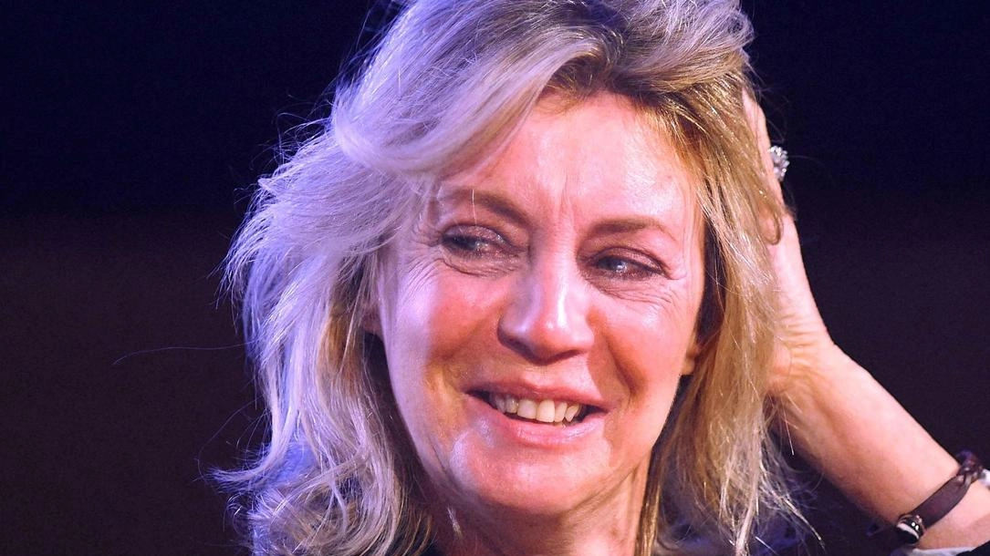 Il cinema italiano si sposta a Todi per la quarta edizione di "Umbria Cinema", con film in concorso e incontri con protagonisti del settore. Eventi e premiazioni fino a domenica. Il cinema italiano si sposta a Todi per la quarta edizione di "Umbria Cinema", con film in concorso e incontri con protagonisti del settore. Eventi e premiazioni fino a domenica.