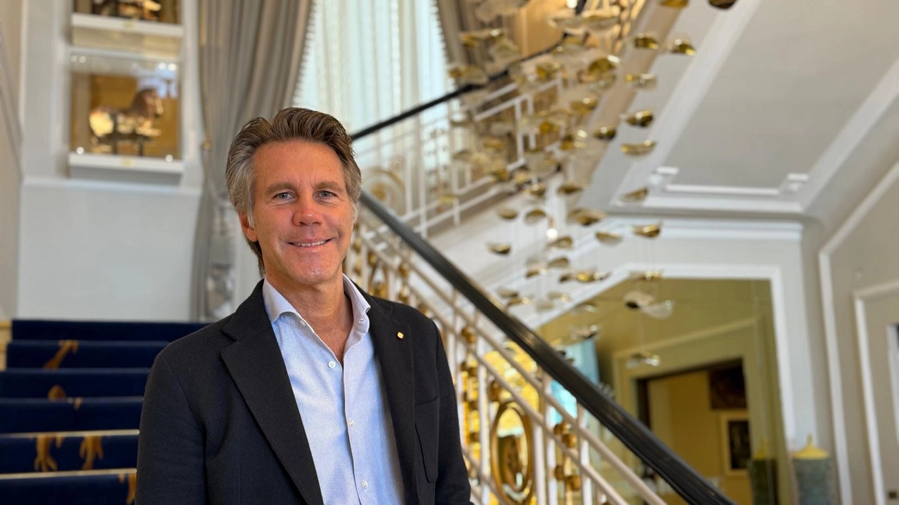 Emanuele Filiberto al Grand hotel Principe di Piemonte di Viareggio