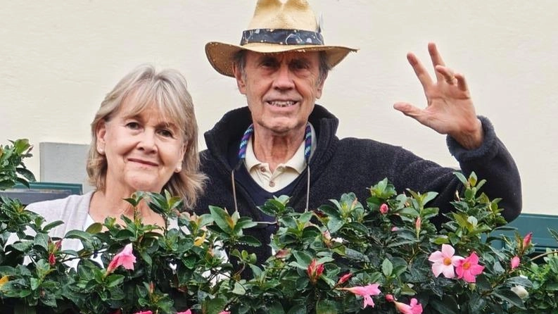 Pamela Jarrett, pittrice originaria di Cincinnati, e al marito Christopher Metzger, scrittore, vivono a Greve in Chianti da sei anni
