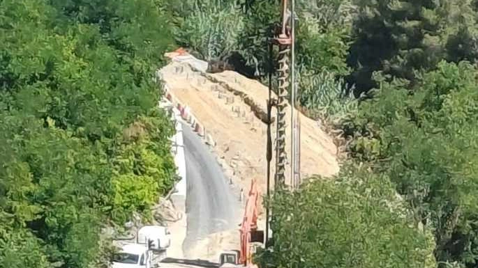 Il cantiere per il consolidamento della variante di Lari Il cantiere per il consolidamento della variante di Lari