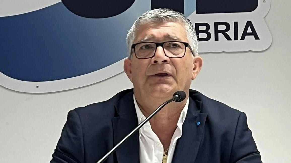 Il segretario generale della Uil Umbria, Maurizio Molinari: L’economia umbra fatica ad adeguarsi al cambiamento» Il segretario generale della Uil Umbria, Maurizio Molinari: L’economia umbra fatica ad adeguarsi al cambiamento»