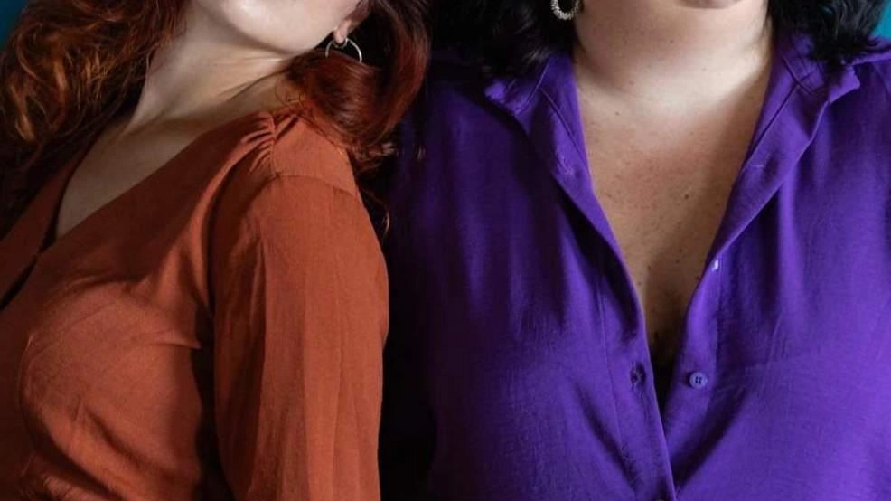 Un fenomeno web, ma con tanta sostanza musicale: nel giugno del 2017 nasce in rete il duo Ebbanesis, composto... Un fenomeno web, ma con tanta sostanza musicale: nel giugno del 2017 nasce in rete il duo Ebbanesis, composto...
